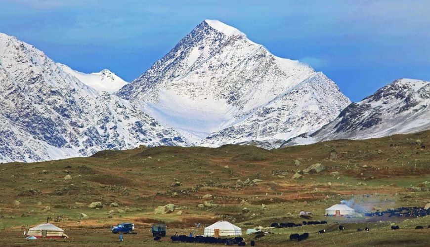 Altai tavan bogd national park local family ger