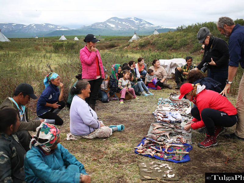 Local trading with the reindeer tribe crafts women and men - reindeer antler carvings and more