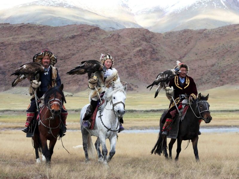 Mongolian eagle hunters Golden Eagle Festival Tour