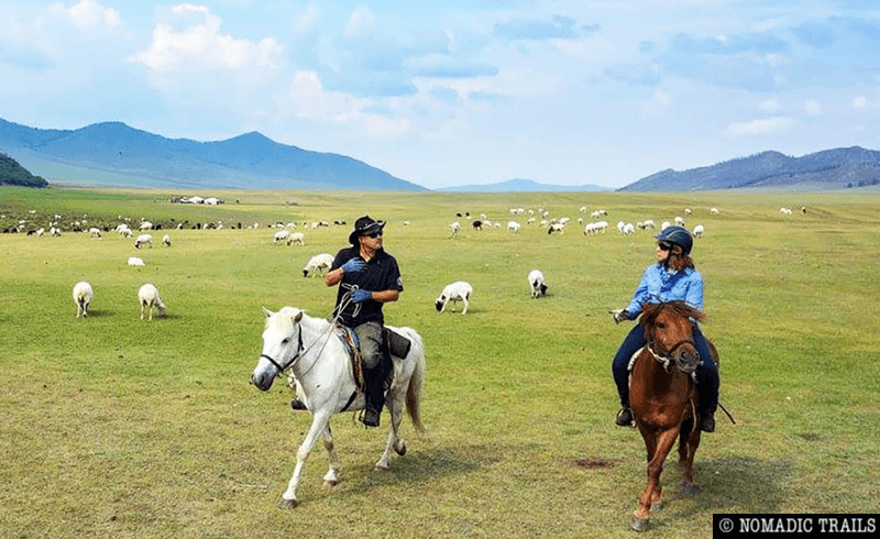 nomadic trails horse riding tour leader and traveler - horse riding tips