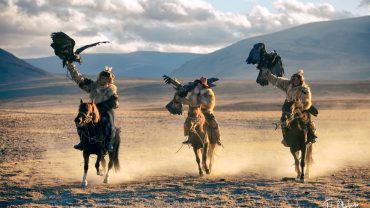 Golden Eagle Hunters