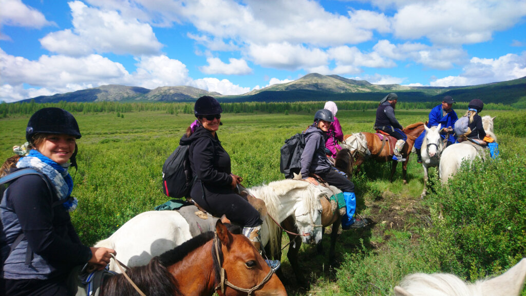 Horse riding to Taiga