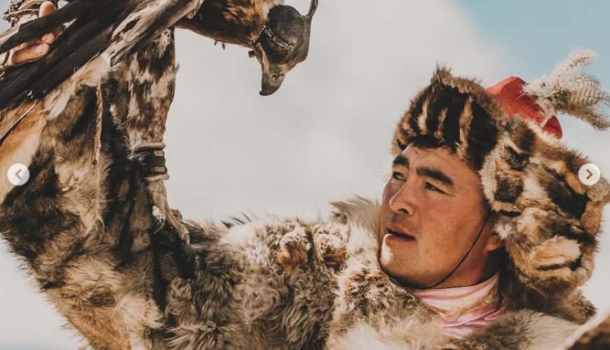 Golden eagle hunter- Jinesbek