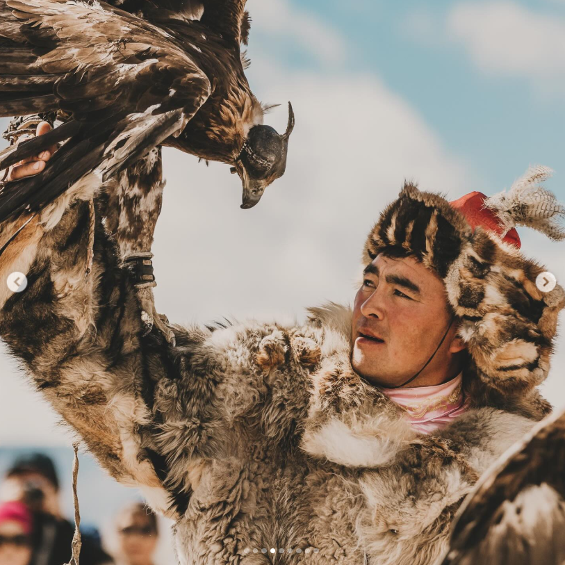 Golden eagle hunter- Jinesbek